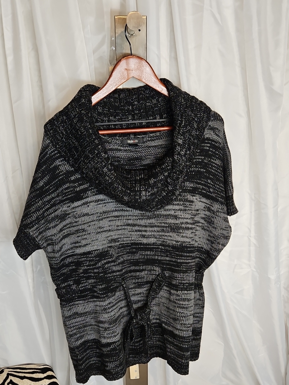 Style & Co. Black and Gray Cowl Neck Short Sleeve Sweater Tunic Xl